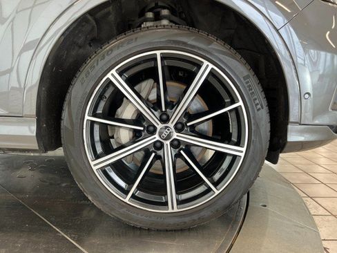 Used 2021 Audi Q7 3.0T Premium Plus AWD/4WD image 39