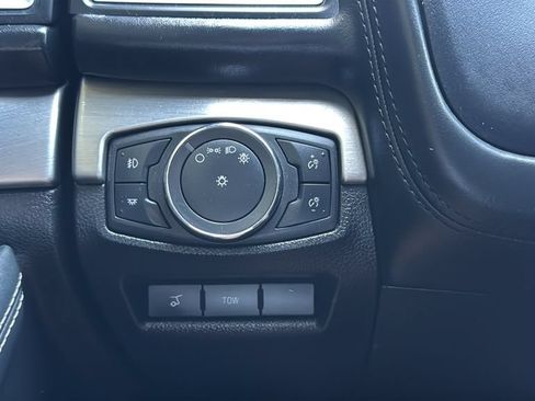 Certified 2017 Ford Explorer Platinum AWD/4WD image 17