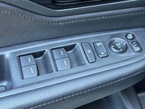 Used 2023 Honda Odyssey Elite image 12