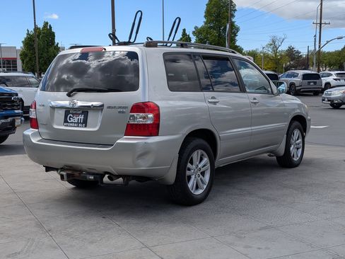 Used 2006 Toyota Highlander Limited image 2