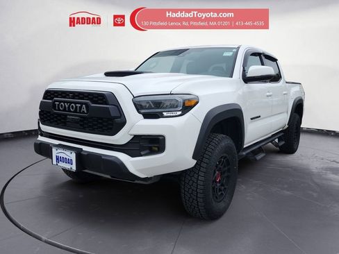 Used 2023 Toyota Tacoma TRD Pro AWD/4WD image 1
