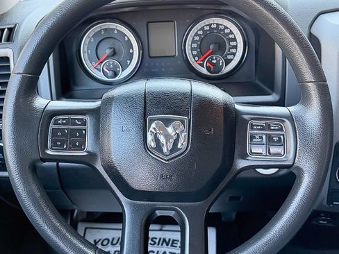 Used 2019 RAM 1500 Express AWD/4WD image 17