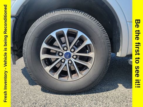 Used 2019 Ford F150 XLT w/ Equipment Group 302A Luxury AWD/4WD image 26