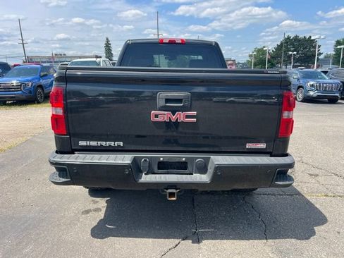 Used 2014 GMC Sierra 1500 SLT w/ All-Terrain Package AWD/4WD image 6