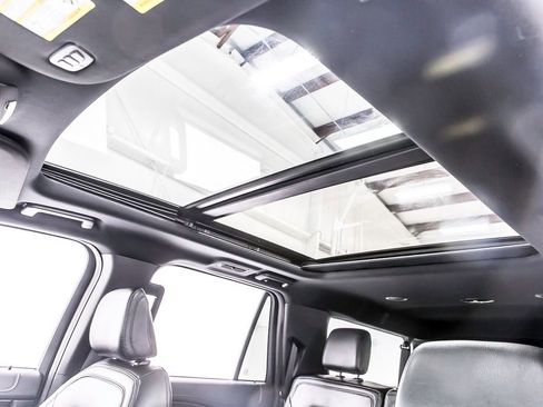 Used 2021 Ford Expedition Max Limited RWD image 17