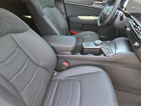 New 2026 Kia Sportage SX Prestige AWD/4WD image 11