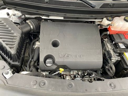 Certified 2024 Buick Enclave Essence w/ LPO, Floor Liner Package image 20