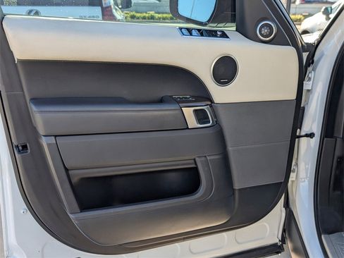 Used 2022 Land Rover Range Rover Sport HSE Silver Edition image 10
