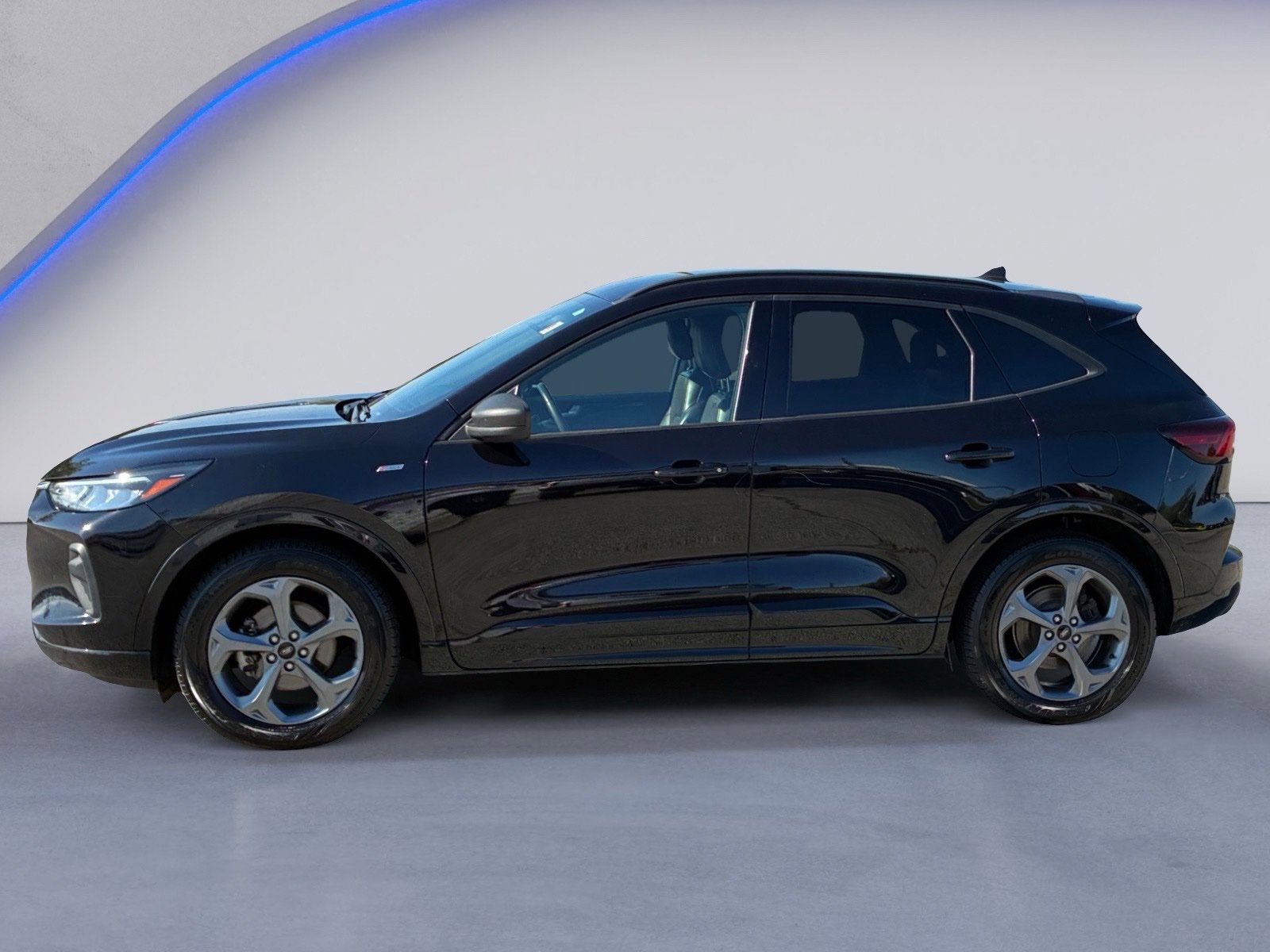 Used 2024 Ford Escape ST-Line w/ Tech Pack #1 FWD image 8