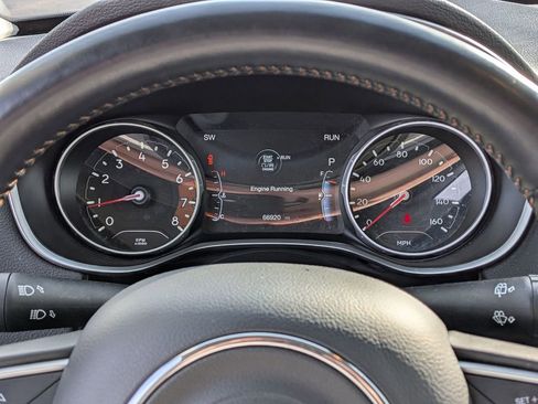 Used 2021 Jeep Compass Latitude w/ Convenience Group image 21