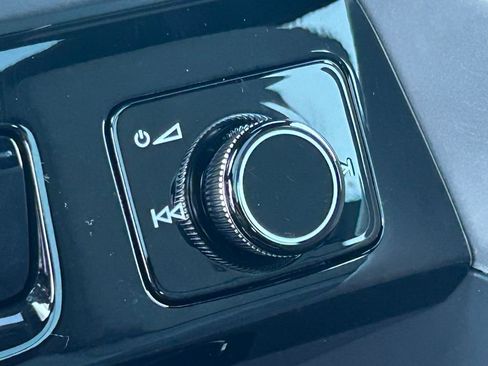 Used 2025 Audi SQ5 Premium Plus w/ Premium Plus Package image 26