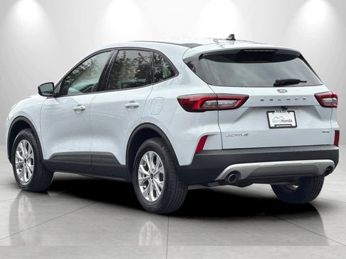 Used 2025 Ford Escape Active AWD/4WD image 6