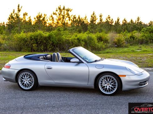 Used 2000 Porsche 911 Carrera RWD image 1