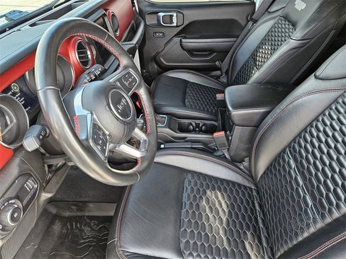 Used 2023 Jeep Wrangler Unlimited Rubicon w/ Xtreme 35 Tire Package image 12