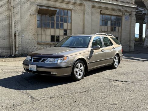 Used 2003 Saab 9-5 Arc image 2