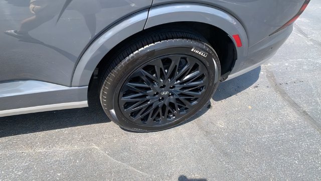 Certified 2026 Hyundai Palisade Calligraphy AWD/4WD image 33