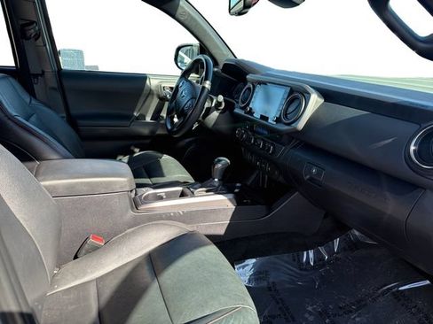 Used 2023 Toyota Tacoma TRD Sport AWD/4WD image 20