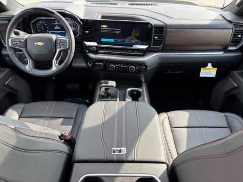 New 2026 Chevrolet Silverado 1500 High Country w/ Technology Package AWD/4WD image 6
