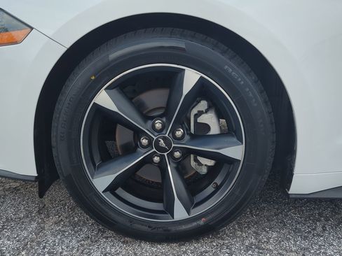 Certified 2020 Ford Mustang Coupe image 9