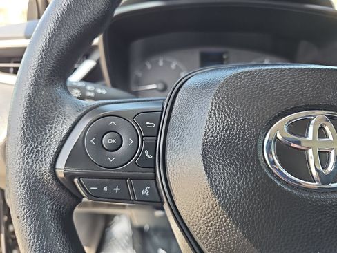 Used 2025 Toyota Corolla LE FWD image 16