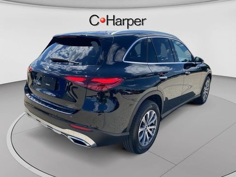 Used 2025 Mercedes-Benz GLC 300 image 3
