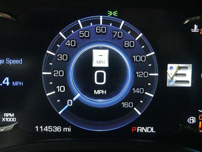 Used 2017 Cadillac Escalade Luxury AWD/4WD image 35