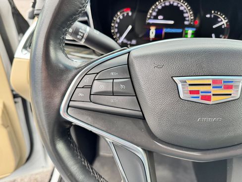 Used 2019 Cadillac XT5 AWD image 26