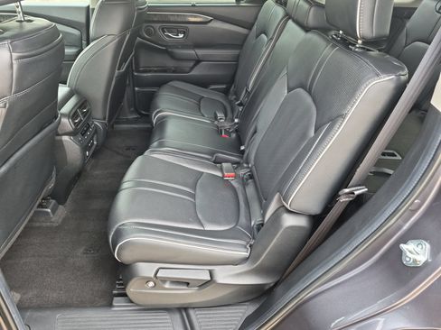 Used 2024 Honda Pilot Elite image 25