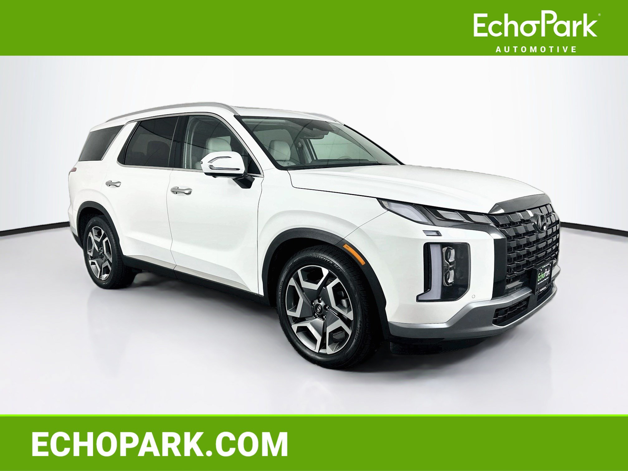 Used 2024 Hyundai Palisade Limited AWD/4WD image 1