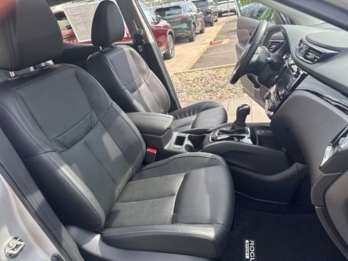 Used 2022 Nissan Rogue Sport SL w/ Premium Package AWD/4WD image 14