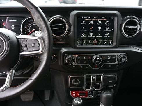 Used 2022 Jeep Wrangler Unlimited Rubicon w/ Xtreme Recon 35" Tire Package image 43