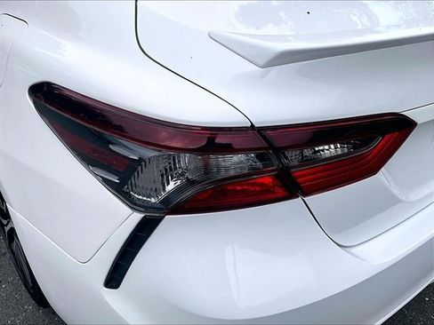 Used 2023 Toyota Camry SE FWD image 31