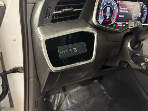 Used 2024 Audi A6 2.0T Premium w/ Summer of Audi Package image 19