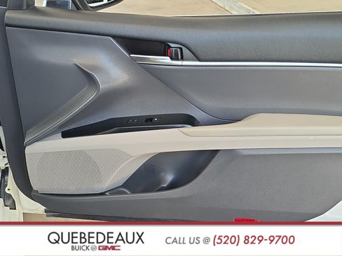 Used 2020 Toyota Camry LE FWD image 23