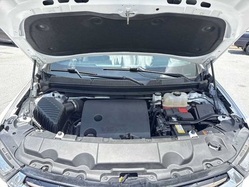 Used 2022 Chevrolet Traverse High Country FWD image 31