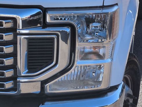 Used 2022 Ford F350 XLT image 11