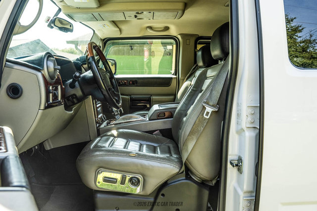 Used 2003 HUMMER H2 w/ Preferred Equipment Group AWD/4WD image 45