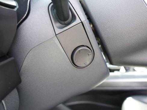 Used 2023 Ford F150 Lariat w/ Equipment Group 502A High image 64