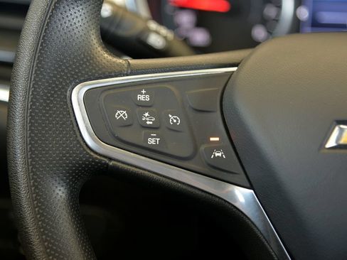 Used 2022 Chevrolet Equinox LT FWD image 22
