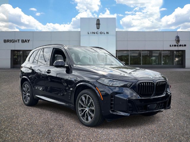 Used 2026 BMW X5 xDrive40i w/ M Sport Package AWD/4WD image 1