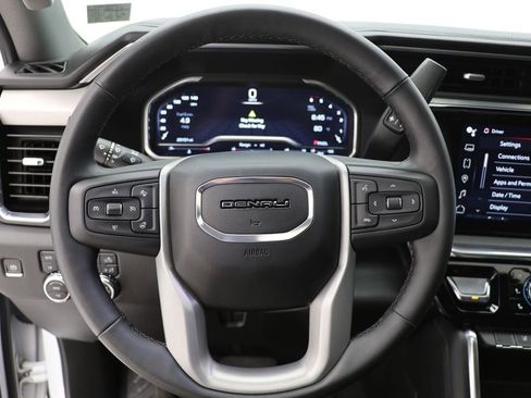 Used 2024 GMC Sierra 2500 Denali w/ Denali Reserve Package image 24