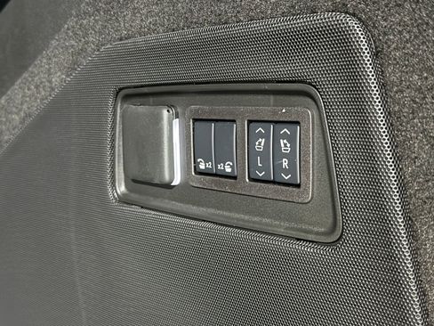 New 2025 Cadillac Escalade ESV Sport w/ Touring Package image 51