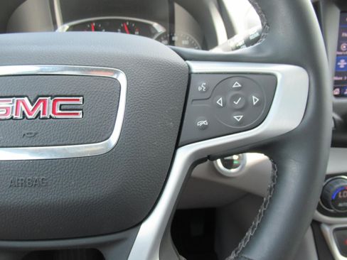 Used 2023 GMC Terrain SLT FWD image 24