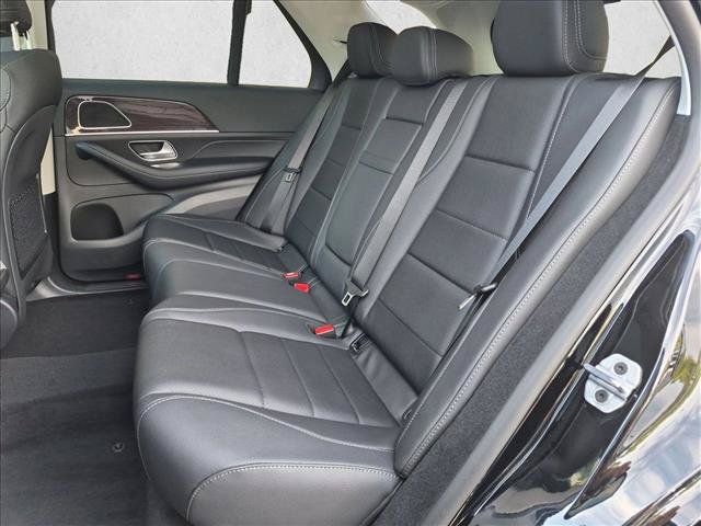 New 2026 Mercedes-Benz GLE 450e 4MATIC image 16