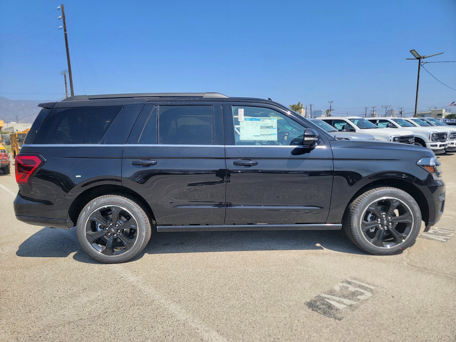 New 2024 Ford Expedition Limited AWD/4WD image 3