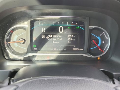 Used 2020 Honda Pilot Touring image 7