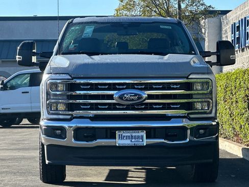 New 2026 Ford F250 Lariat w/ FX4 Off-Road Package image 9