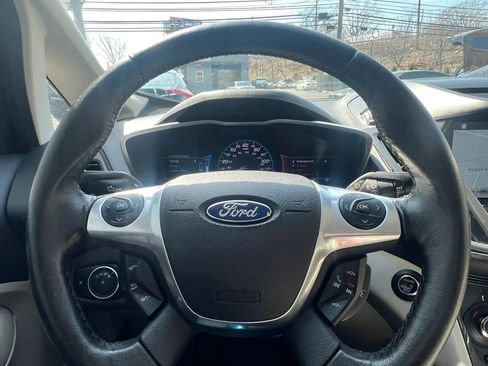 Used 2016 Ford C-MAX Energi SEL w/ Equipment Group 301A FWD image 14