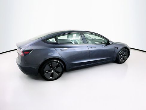 Used 2023 Tesla Model 3 Standard Range image 10
