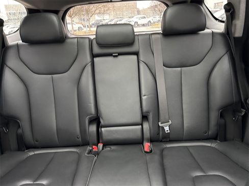 Used 2020 Hyundai Santa Fe Limited image 31